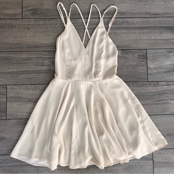 SOLD - Urban Outfitters Strappy Chiffon Skater Dress in Creme Size S - Picture 3 of 10